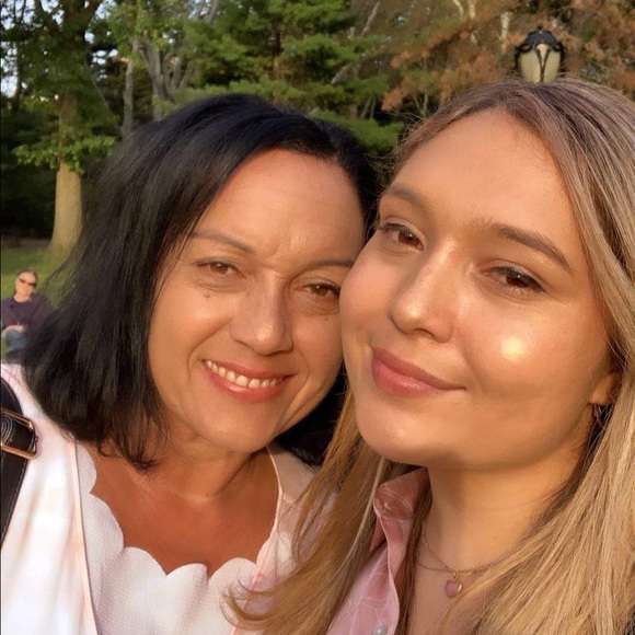 Happy Poshing!! - Picture 2 of 2